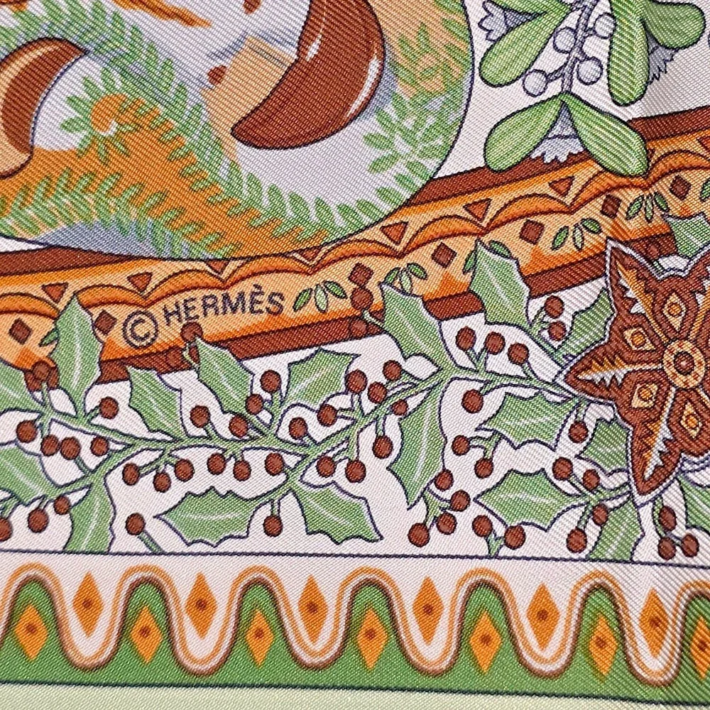 Authentic Hermès Carré 90 Axis Mundi silk scarf green beige 1999 Christine Henry - Picture 5 of 6